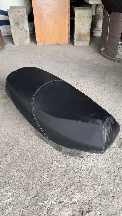 Продам стденье на мопед М8