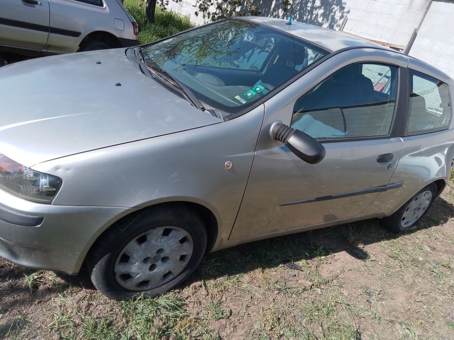 Пунто 2, 1.2 8 в 60 кс на части.