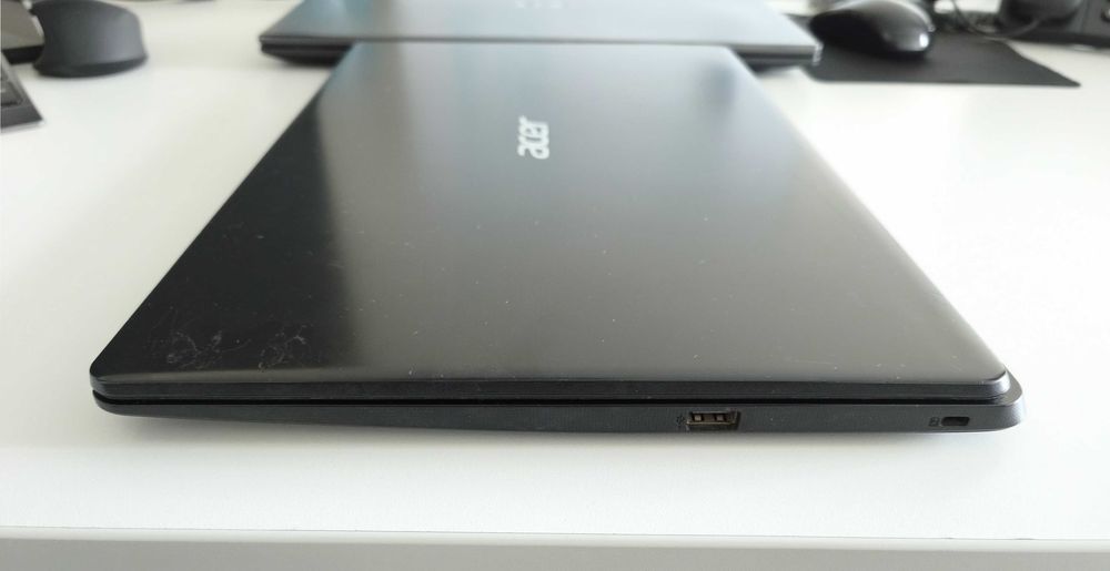 Продается ноутбук Acer i3/8/128gb