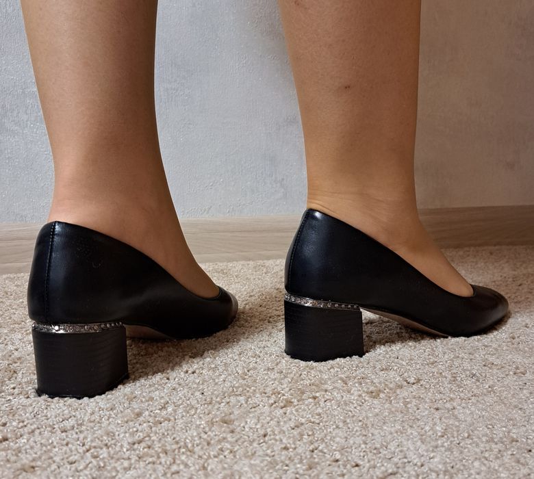 Туфли женские черные