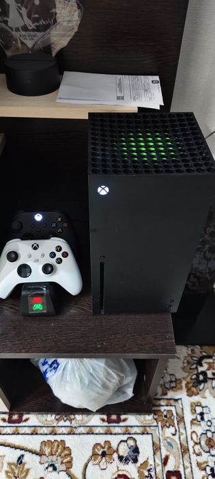 Продам Xbox X series
