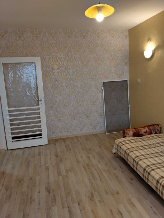 Дава под наем гарсонера