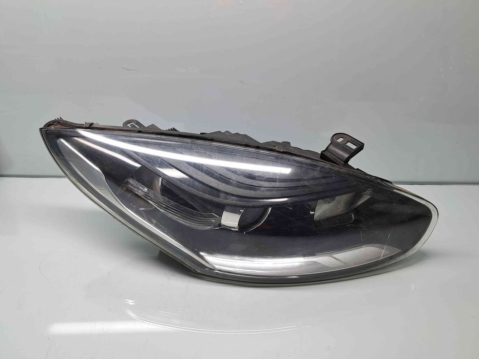 Far dreapta Renault Megane 3 [Fabr 2008-2015] Facelift 260108249R