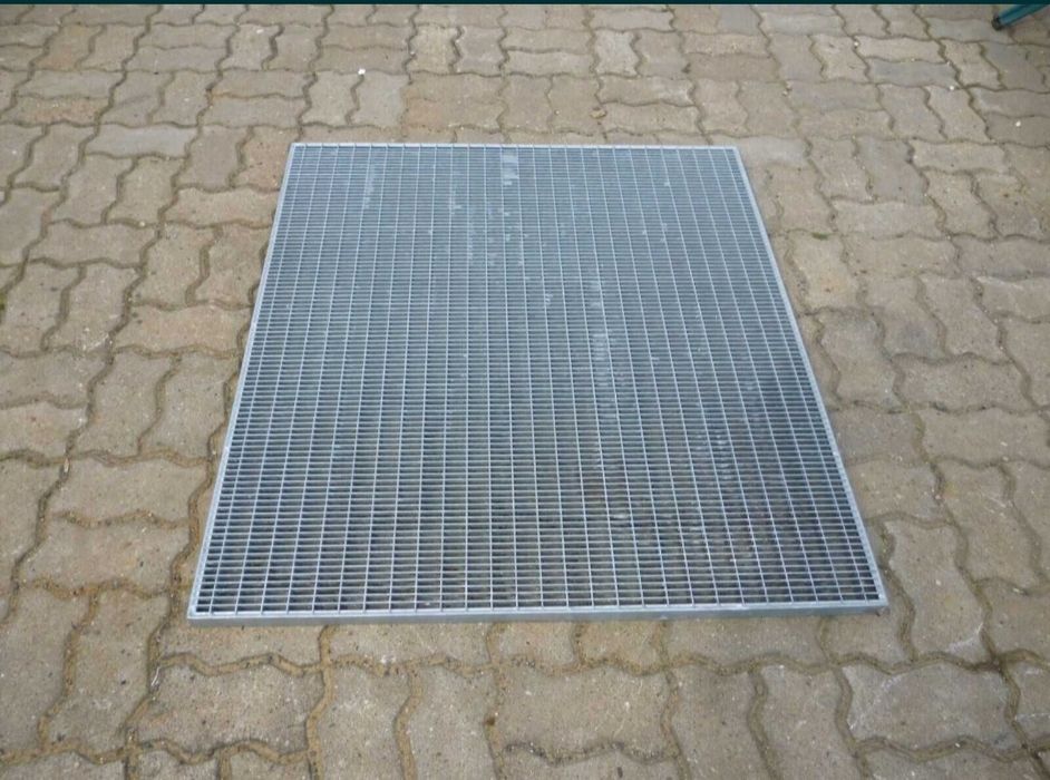 Trepte zincate galvanizate