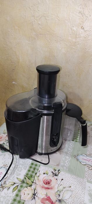 Соковыжималка мощная