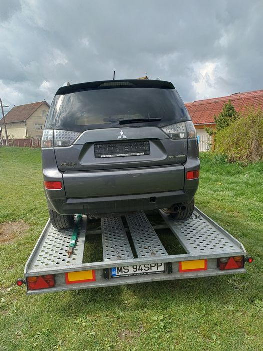 Dezmembrez Mitsubishi Outlander 2.0 tdi BSY