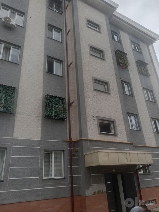 Doʻm sotiladi srojniy