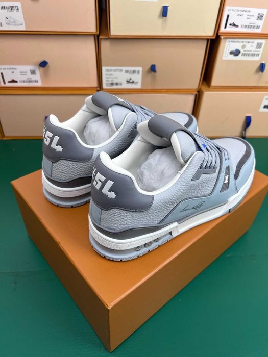 Adidasi Louis Vuitton Trainer Premium