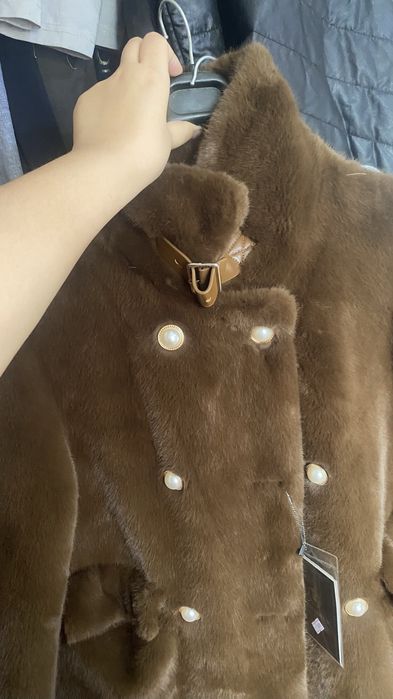 Шубановаяпродается за 20.000если интересно пишите на васап