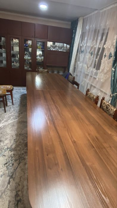 Продается стол 1.10х2,10,190мм