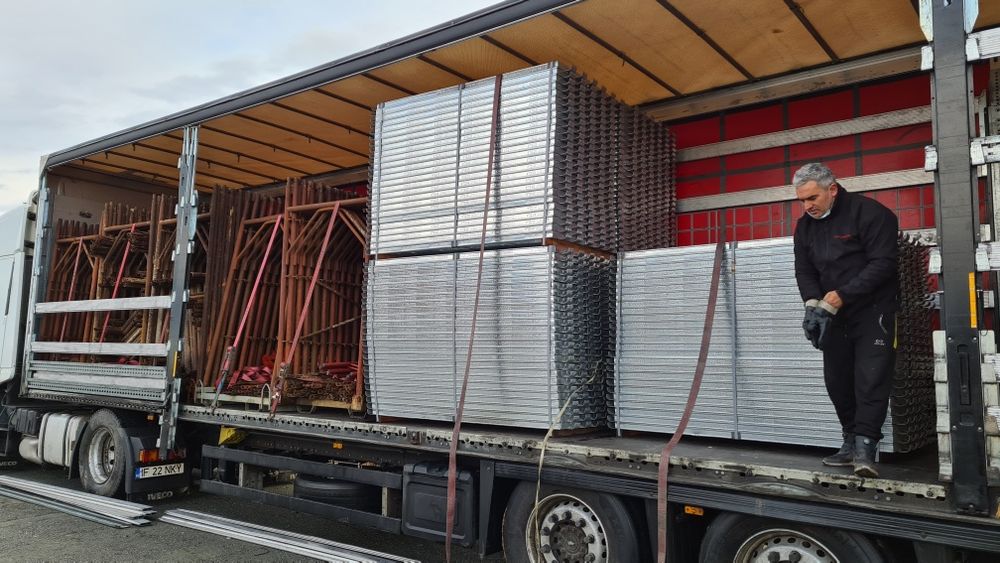 Schele metalice second si schela noua