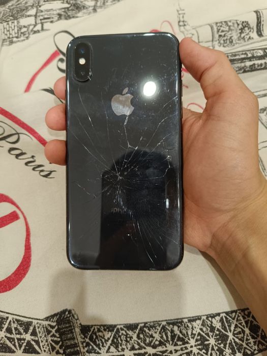 Продам айфон х.