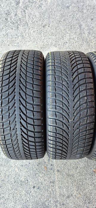 4 anvelope iarna Michelin 235/55/18.Pretul este pe bucata.