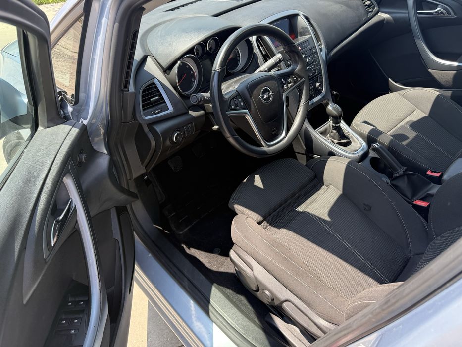 OPEL Astra 2014 — imagine 5