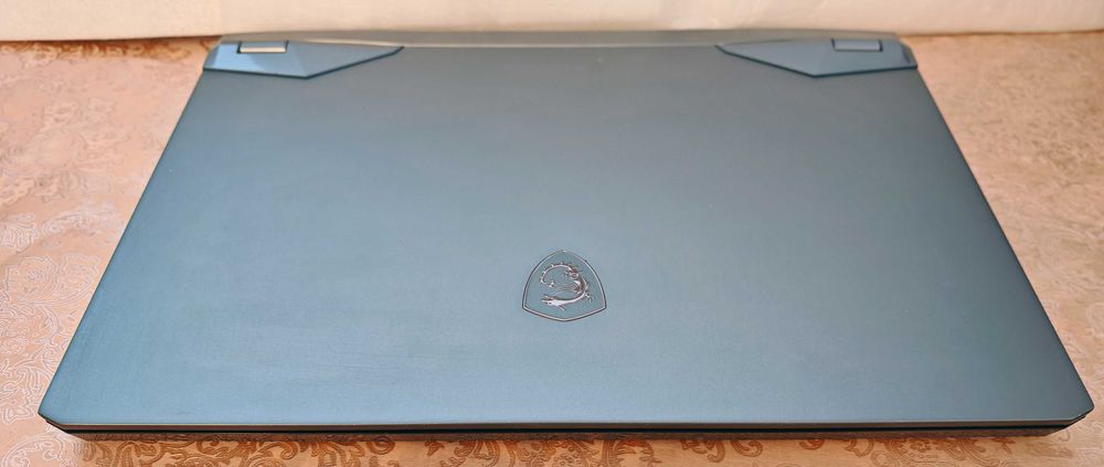 RTX 3070 8GB/Core i7-11800H/16GB RAM/1TB SSD/17.3 240Hz/ MSI Raider 76