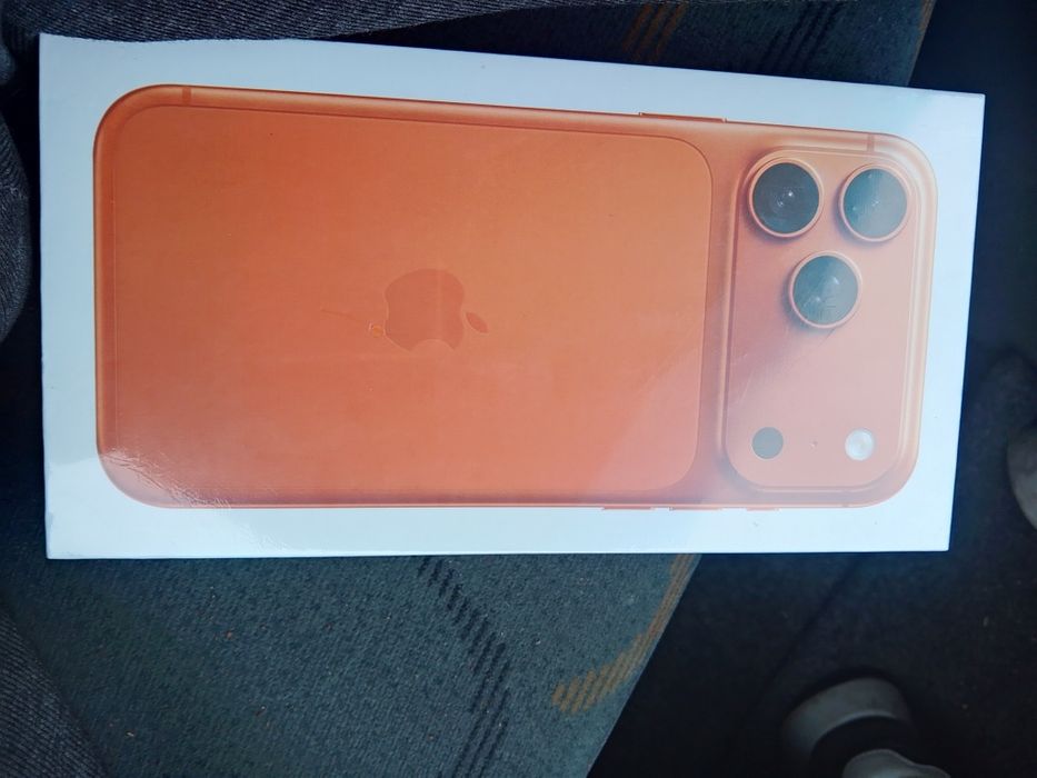 Telefoan pihone 17 pro maks