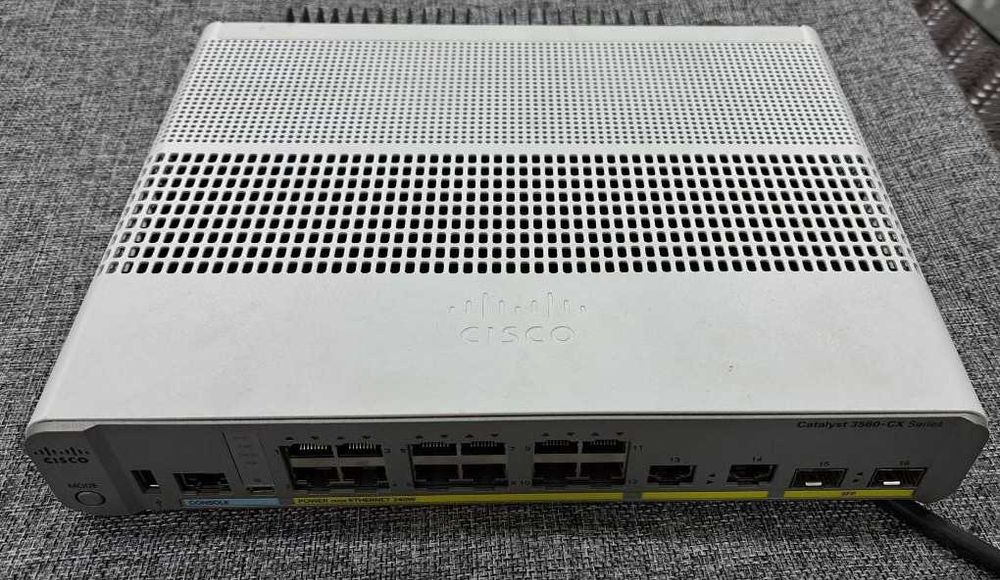 Cisco Catalyst WS-C3560CX-12PC-S
