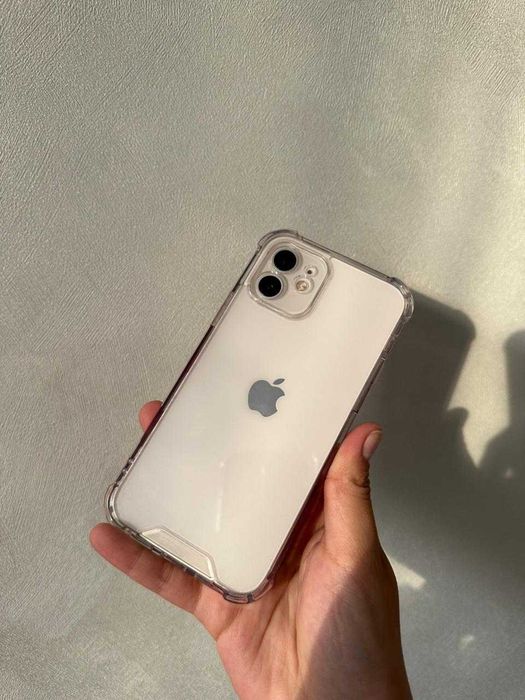 Продам IPhone 12