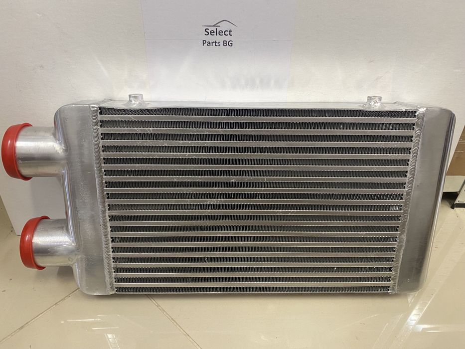 TurboWorks универсален интеркулер Intercooler 450x300x76 едностранен