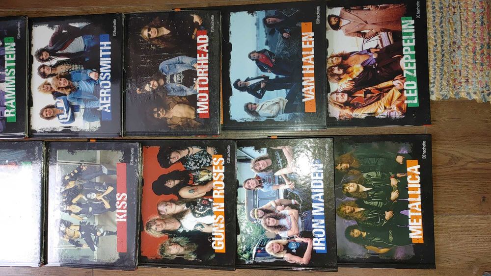 Planet Metal. Колекция от рок и метъл музикални книги.