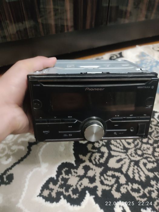 Pioneer 705 zapchastga sotiladi