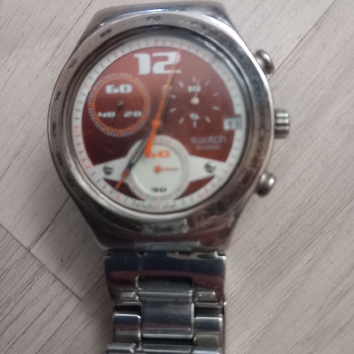 Ceas swatch pe baterie merge treb baterie pt proba