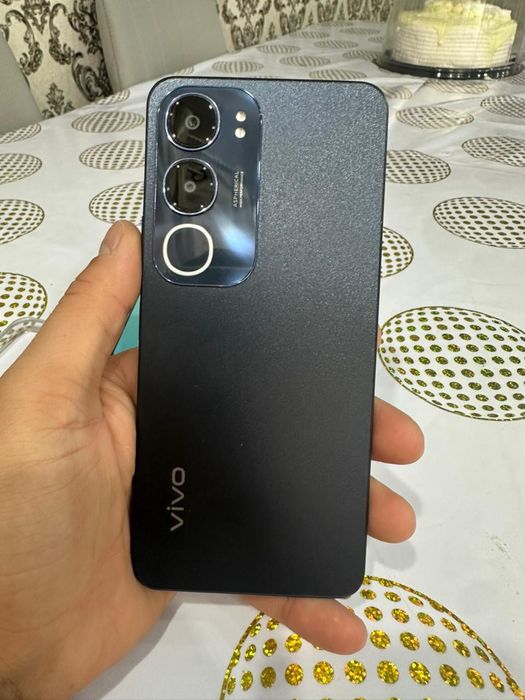 Продам  Vivo Y19s Pro 256GB