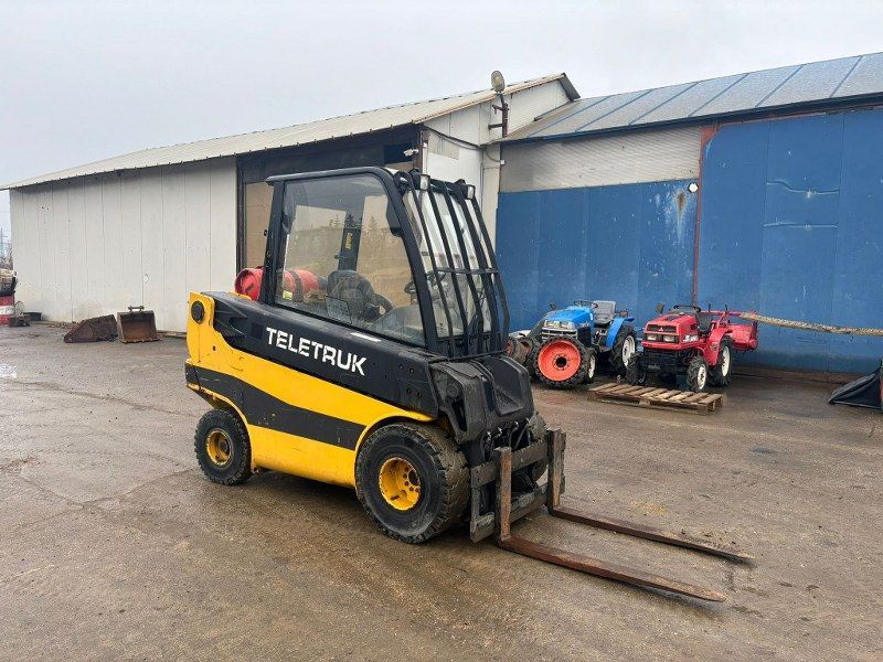 JCB TLT 25 2005, 2.5 tone, 4 m