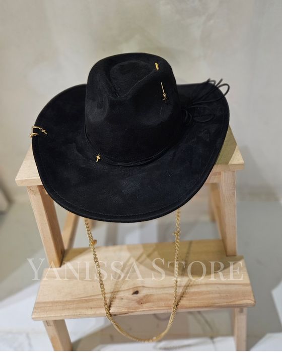 Шапка hand made  различни видове