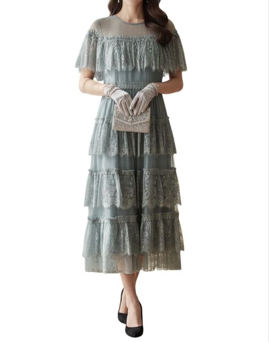 Нарядное платье красивое