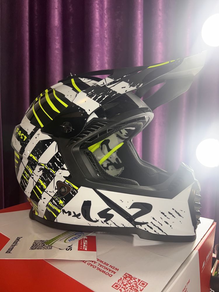 L52 helmets каска гр. Казанлък • OLX.bg