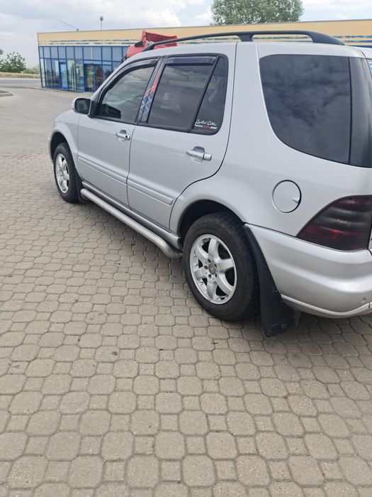 Mercedes ml 2.7 an2003 cutie manuala
