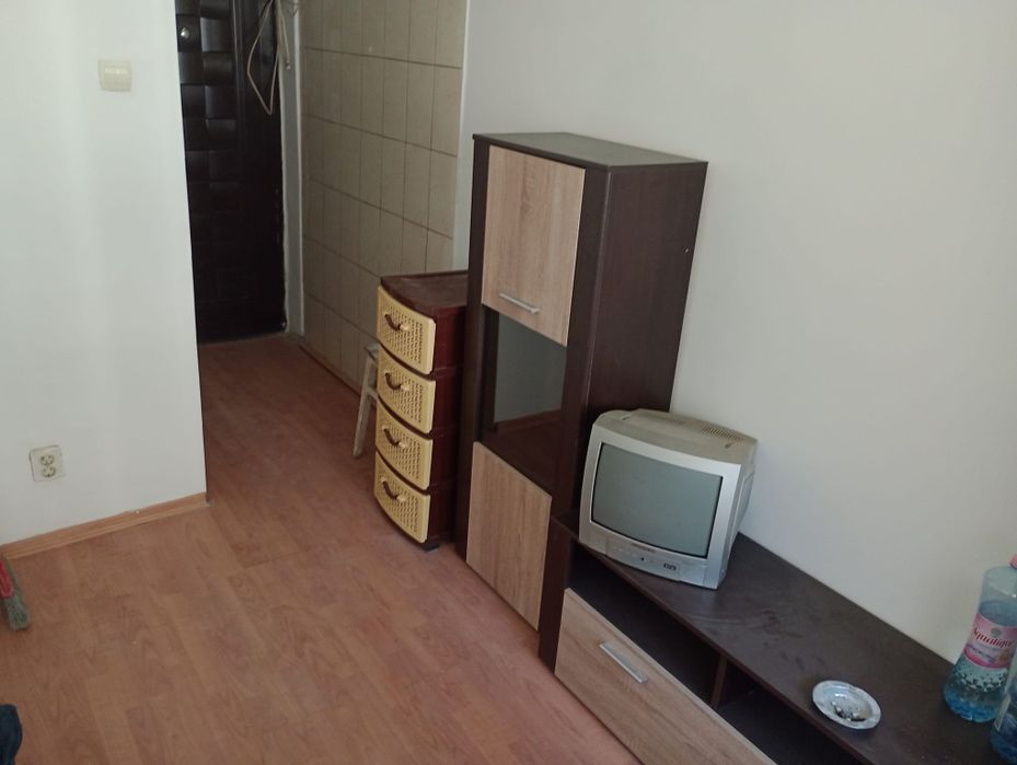 Garsoniera de vanzare