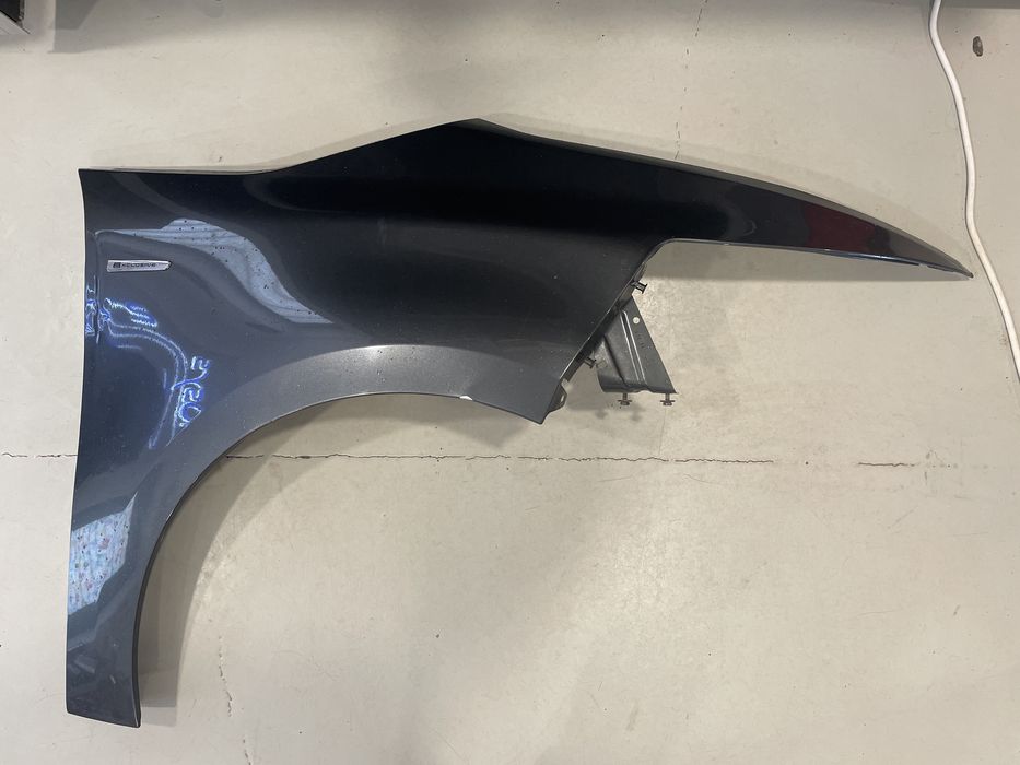 Десен калник Citroen C4 Picasso/ лед светлини/ броня/ халогени