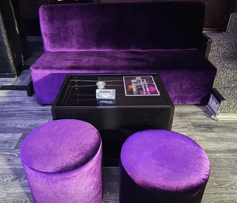 Продавам маси и сепарета