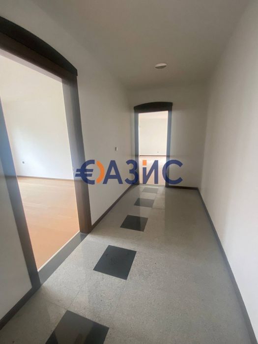 Продава се Четиристаен апартамент в к.к. Слънчев бряг - 280 кв.м за 674 €/кв.м - Снимка #14