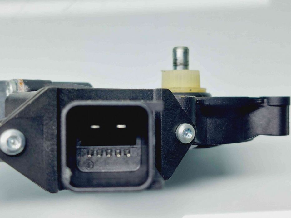 Motoras geam dreapta spate Opel Insignia A Facelift [Fabr 2008-2016] 2