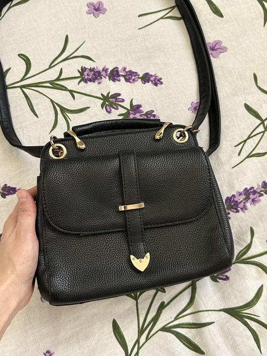 Сумка сатылады, ұсталған