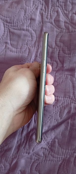 Продам в хорошем состоянии Samsung s8+