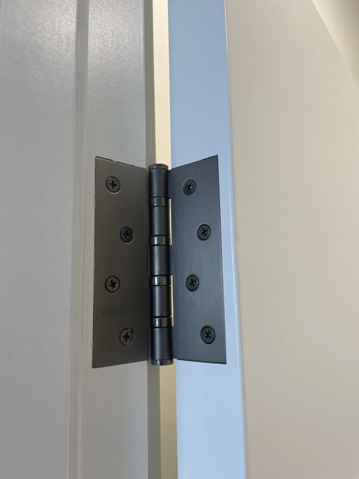 Проффесиональная установка дверей