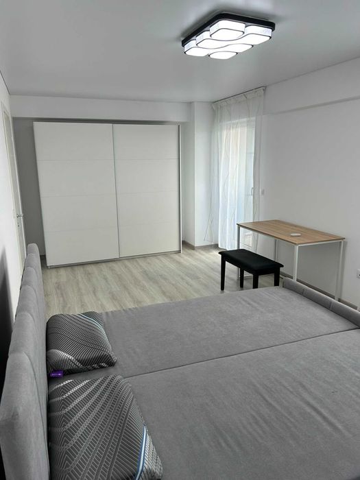 Inchriez apartament cu 2 camera