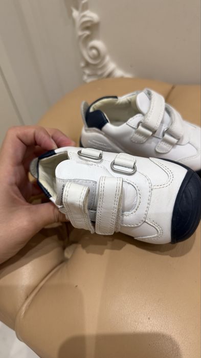 Кроссовки Biomecanics белый