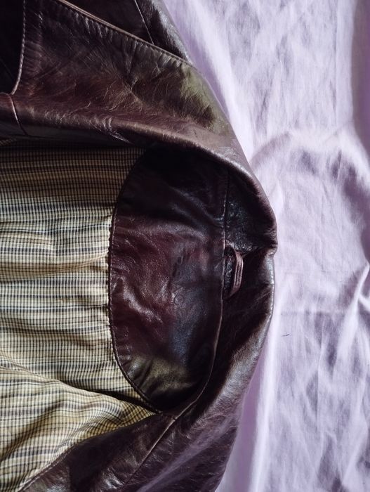 Кожанная куртка продается