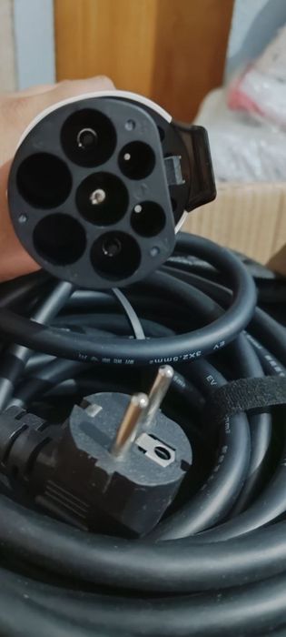 Зарядка TAPE1 TYPE2 GBT AC, NACS от 8 до 32 Ампер. (1.5-7кВт).