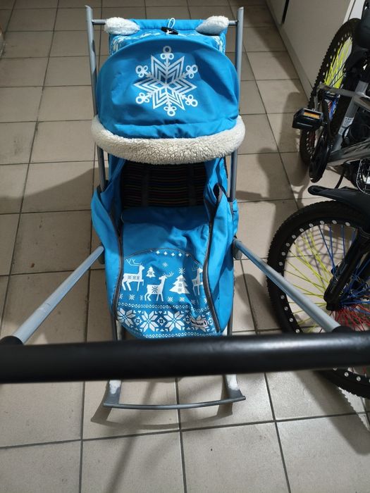 Продам сани 15000