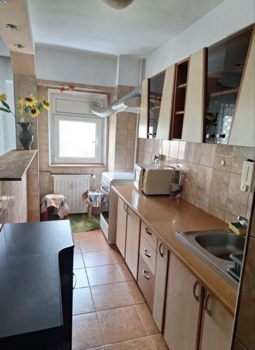 Propietar închiriez garsonieră 42mp, zona 13 Septembrie
