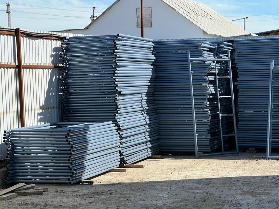 Леса строительный