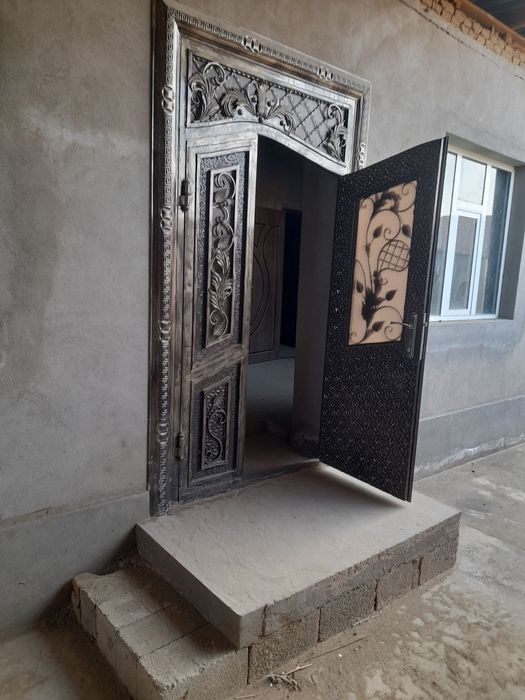 Ховли уй сотилади