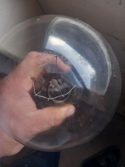 Vând becuri mari clasice de 200w 500w