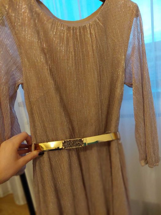 Rochii PNK si ZARA pret unic 80 lei/buc